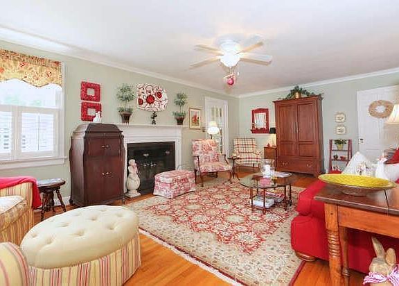 5th image of 4109 Peakland Pl
