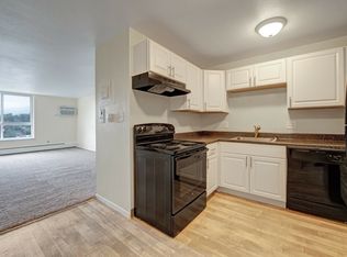 Broadmoor Park Terrace, Colorado Springs, CO 80905