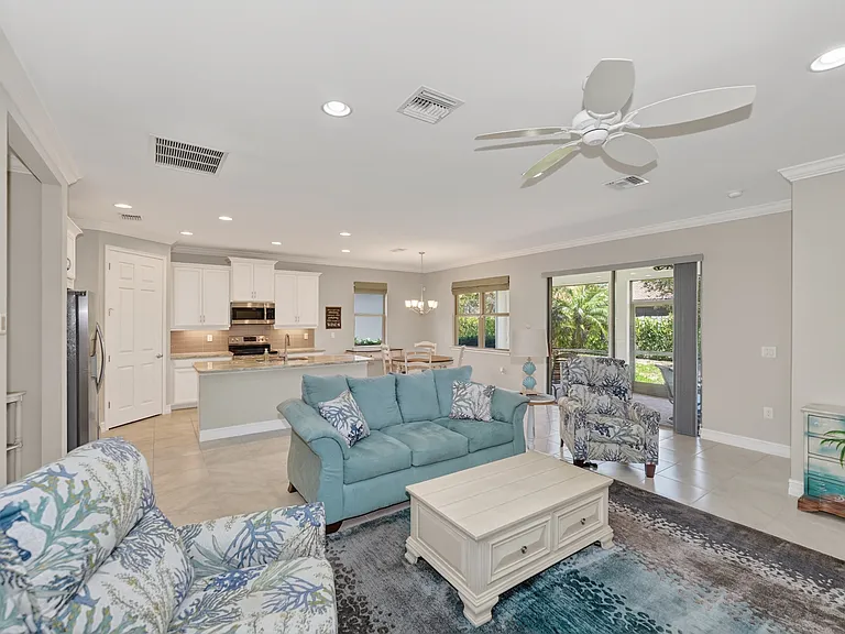 156 Ventosa Pl — Photo 14