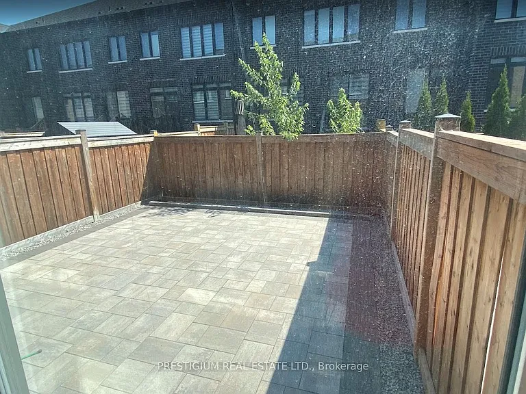 59 Ducharme Dr — Photo 10
