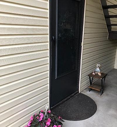 3rd image of 76 Nancy Ct