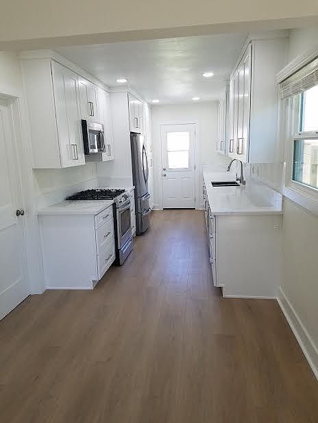 2nd image of 5025 W 142nd St