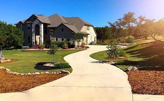3rd image of 5221 Diamante Dr