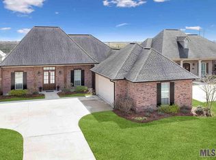 6150 Pelican Crossing Dr, Gonzales, LA 70737