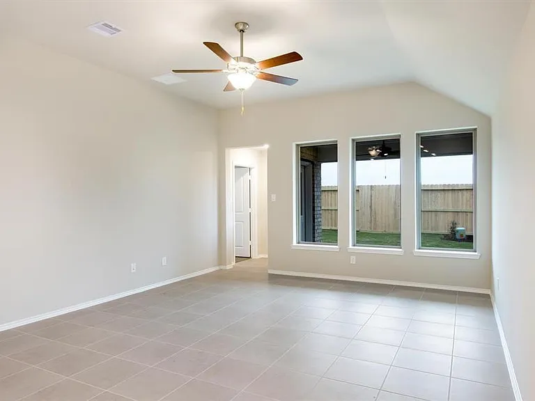10518 Cecilia Star Ln — Photo 12
