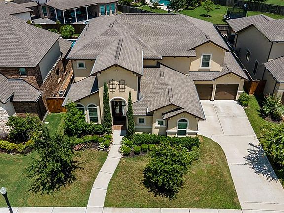 2nd image of 10606 Grace Hollow Dr