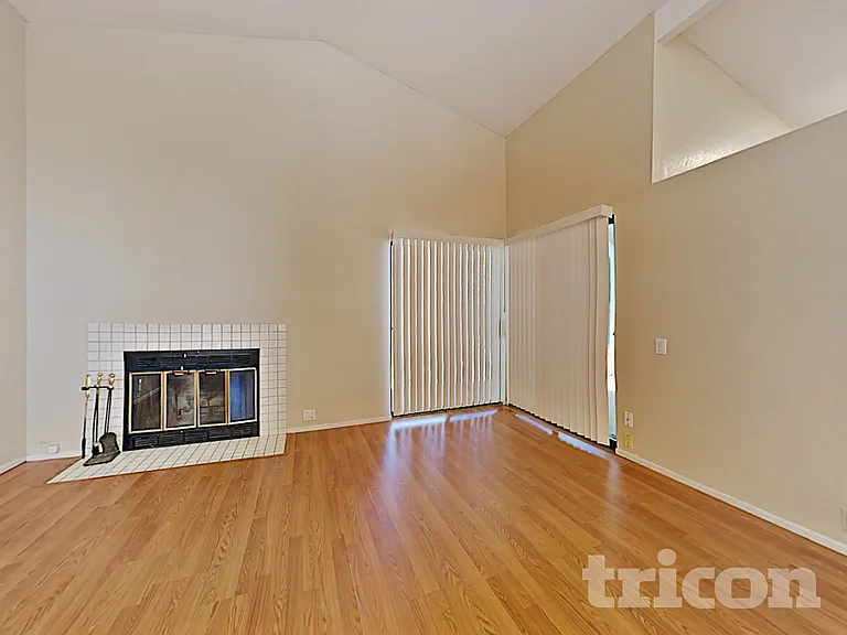 8827 Kelsey Dr — Photo 5