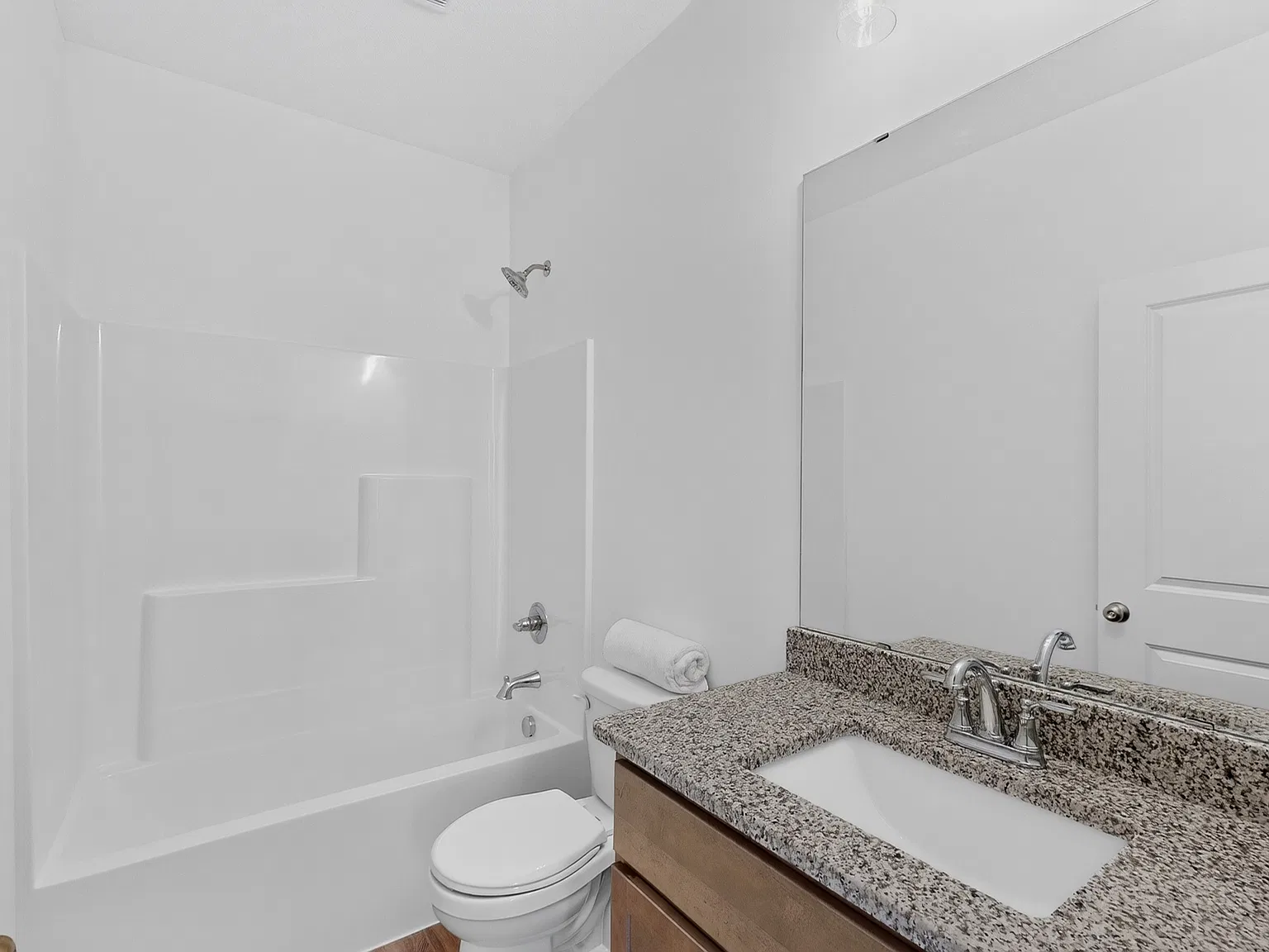 3 bed, 1517 sqft, $2,595 — Photo 4