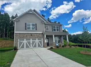 7325 Yewtree Dr, Flowery Branch, GA 30542