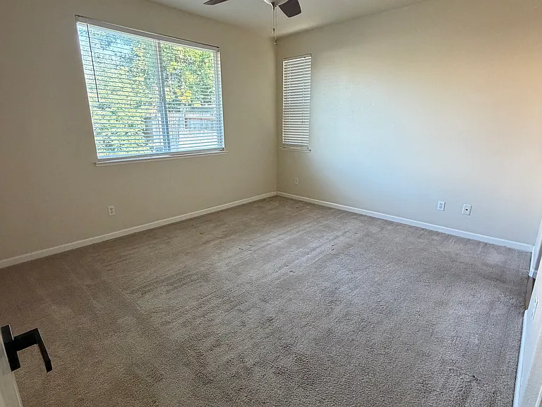 5547 Waterhole Loop — Photo 14