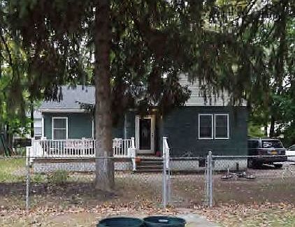 1st image of 134 Tyler Ave