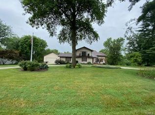 4147 White Water Dr, Saint Charles, MO 63304