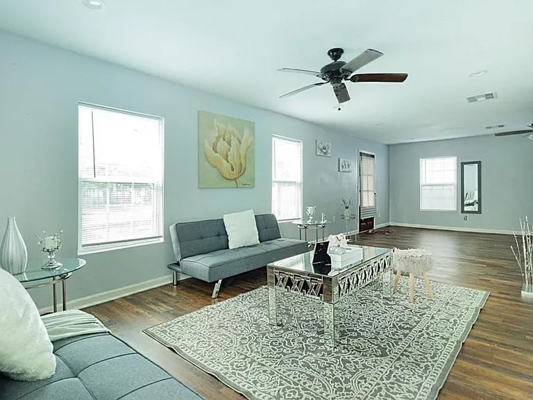 411 Harris Ave — Photo 19