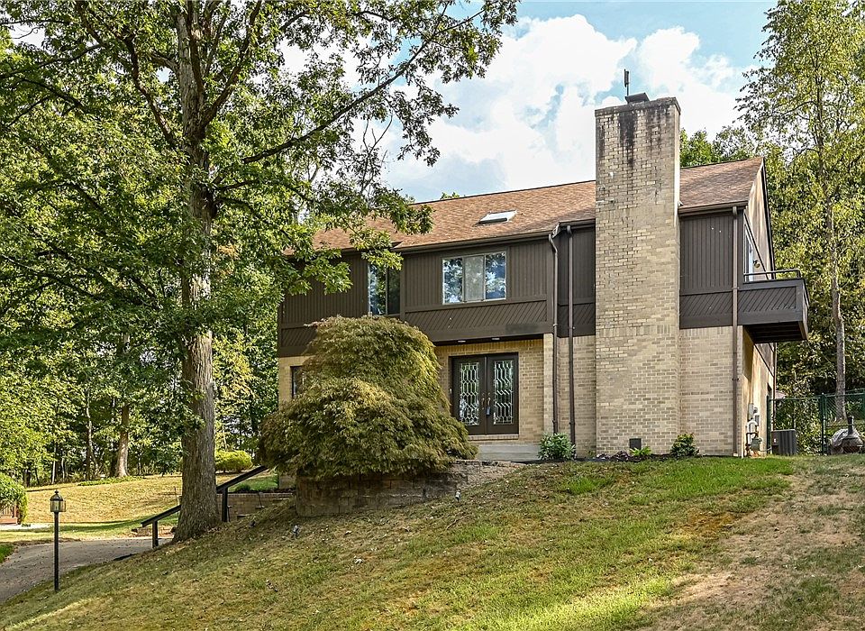 1st image of 4258 Forest Glen Dr