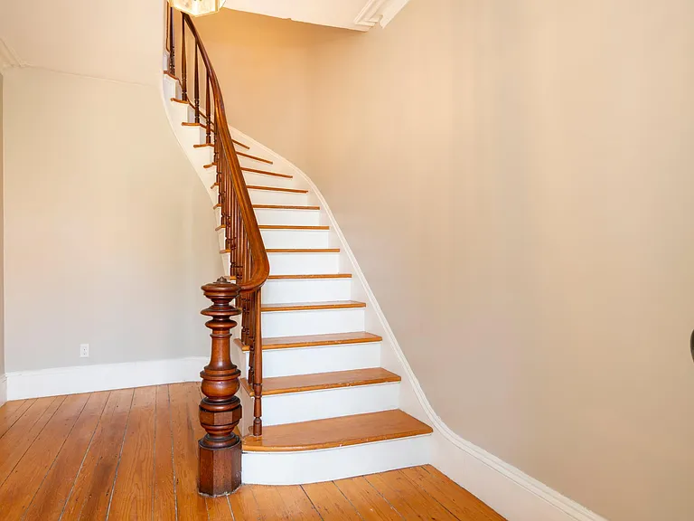 590 River Ave #2 — Photo 9