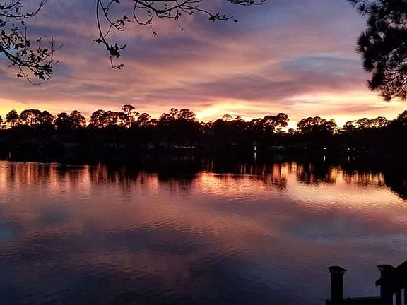 Sunset over Lake Mandarin