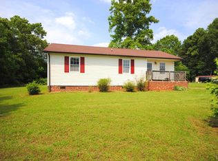 1114 Golden Leaf Rd, Nathalie, VA 24577