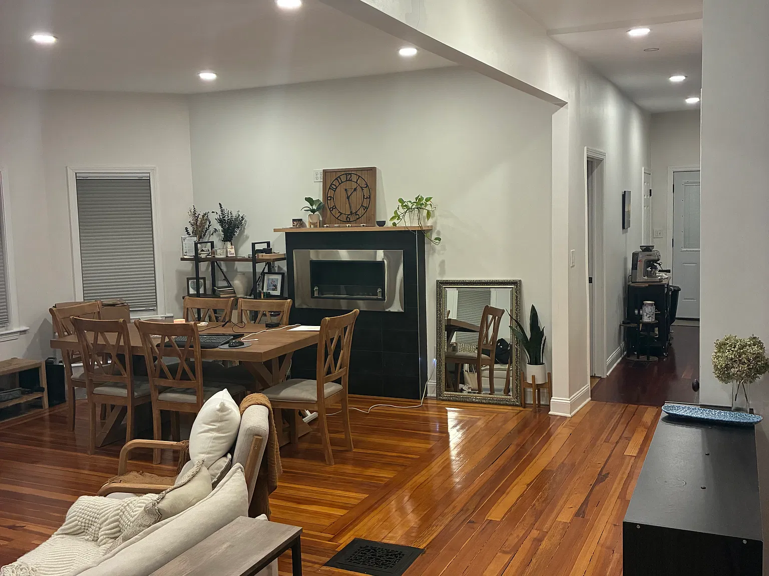 1 bed, 1000 sqft, $2,900 — Photo 1