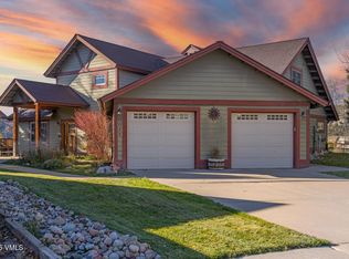 25 Sunset Ct, Eagle, CO 81631