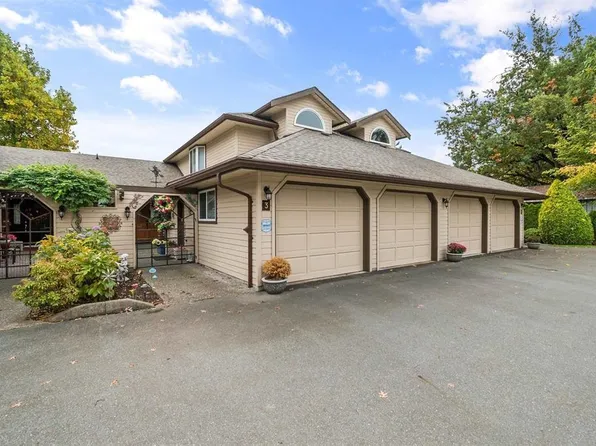 9515 Woodbine St #3, Chilliwack, BC V2P 7T1