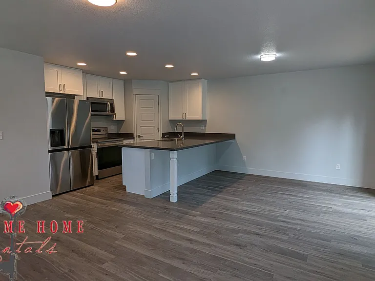 116 & 118 Oak St — Photo 6