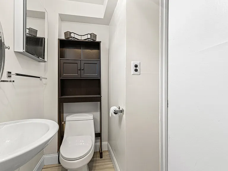 1101 E Palmer St — Photo 15