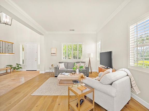 5th image of 2665 Aberdeen Ln