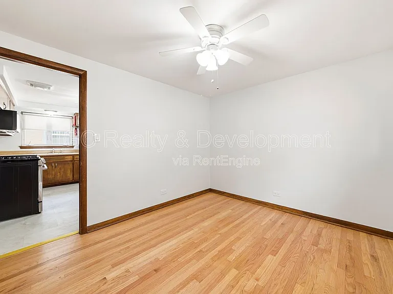 5144 S Melvina Ave — Photo 9