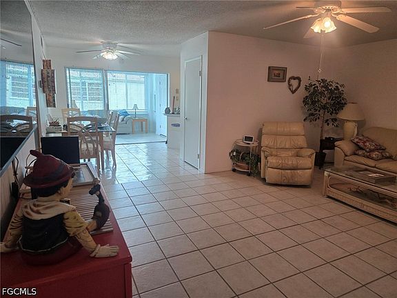 4th image of 7400 College Pkwy APT 74D
