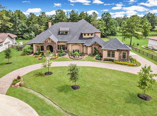 28 Royal King Rd, Tomball, TX 77377