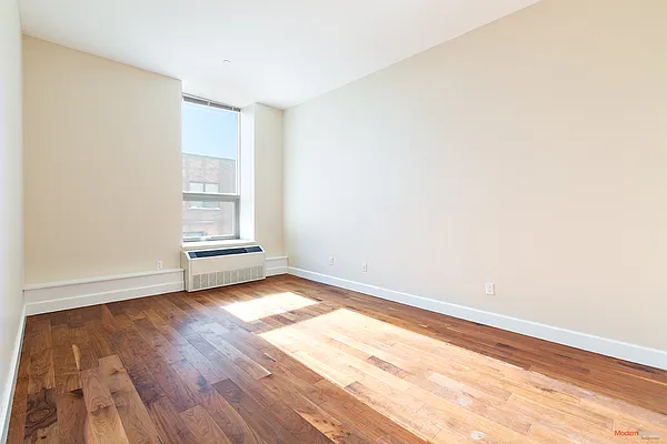 Sold by Modern Spaces | media 13
