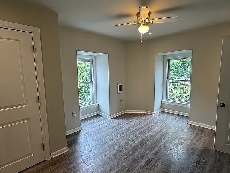 416 Franklin St — Photo 28