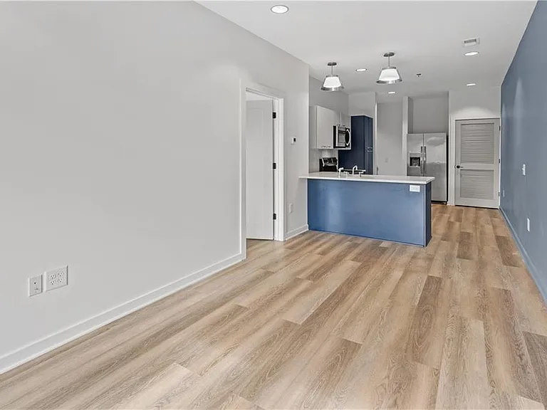 512 Flat Shoals Ave SE #206 — Photo 5