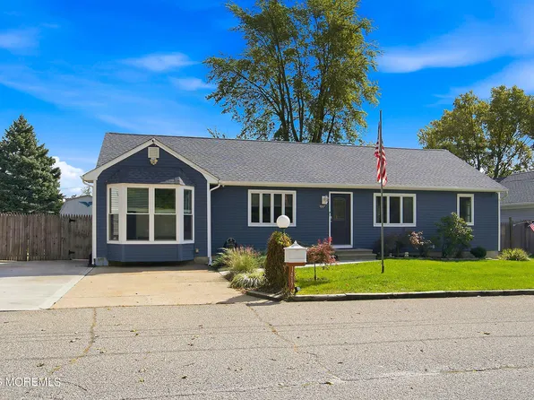 1417 Anchor Avenue, Beachwood, NJ 08722
