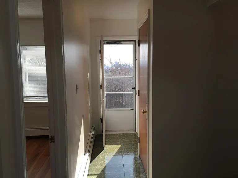127 High St #3 — Photo 7