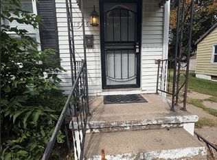 1546 E Division St, Decatur, IL 62526