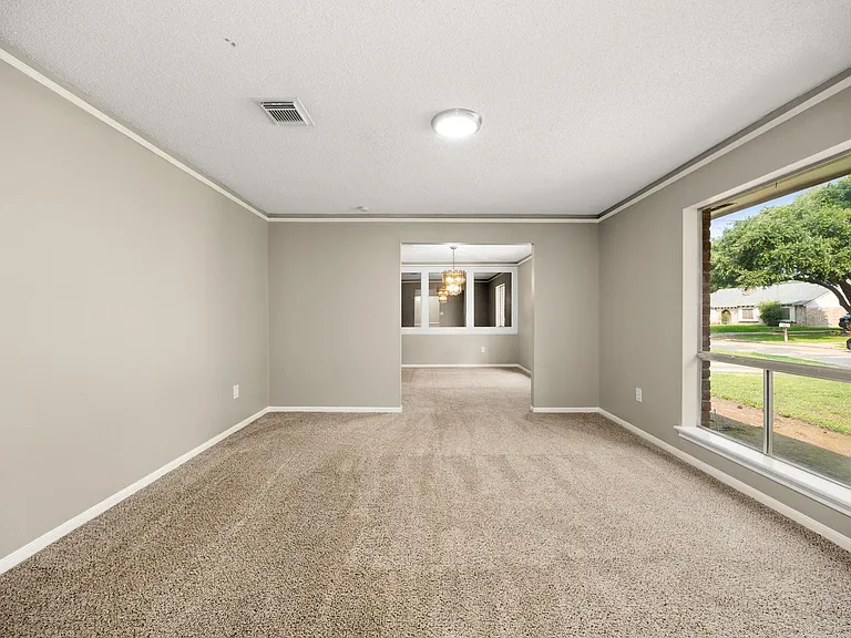 5923 Pebble Springs Dr — Photo 19