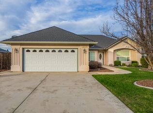 2662 Queens Way, Redding, CA 96001