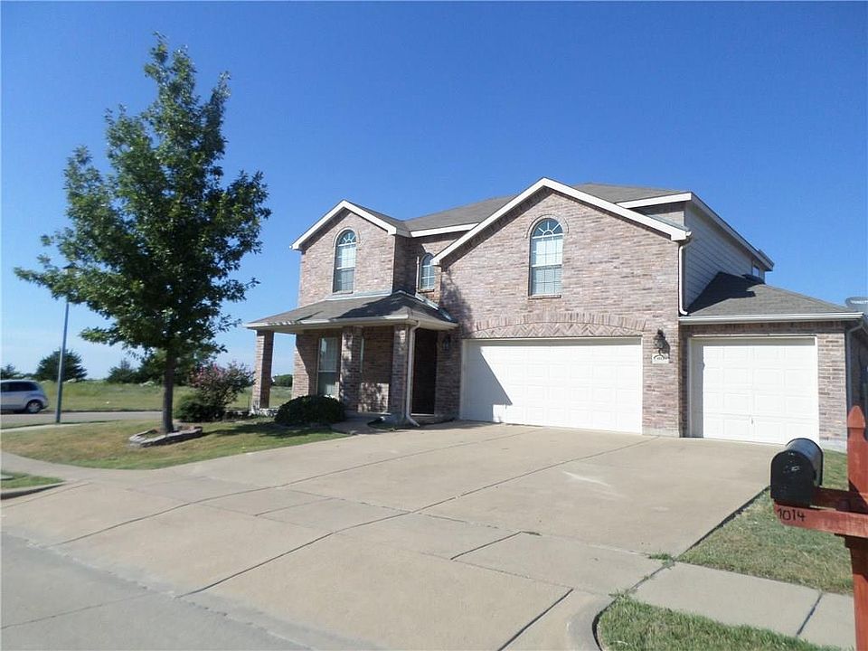 1st image of 1014 Castroville Dr
