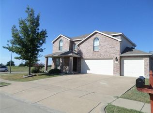 1014 Castroville Dr, Forney, TX 75126