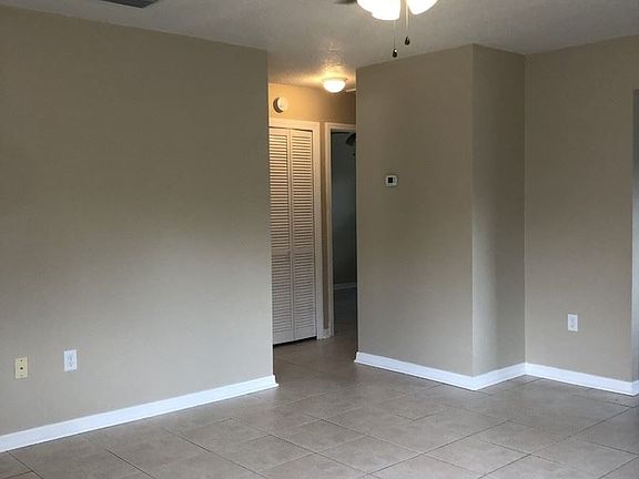 2nd image of 1419 Emmett St