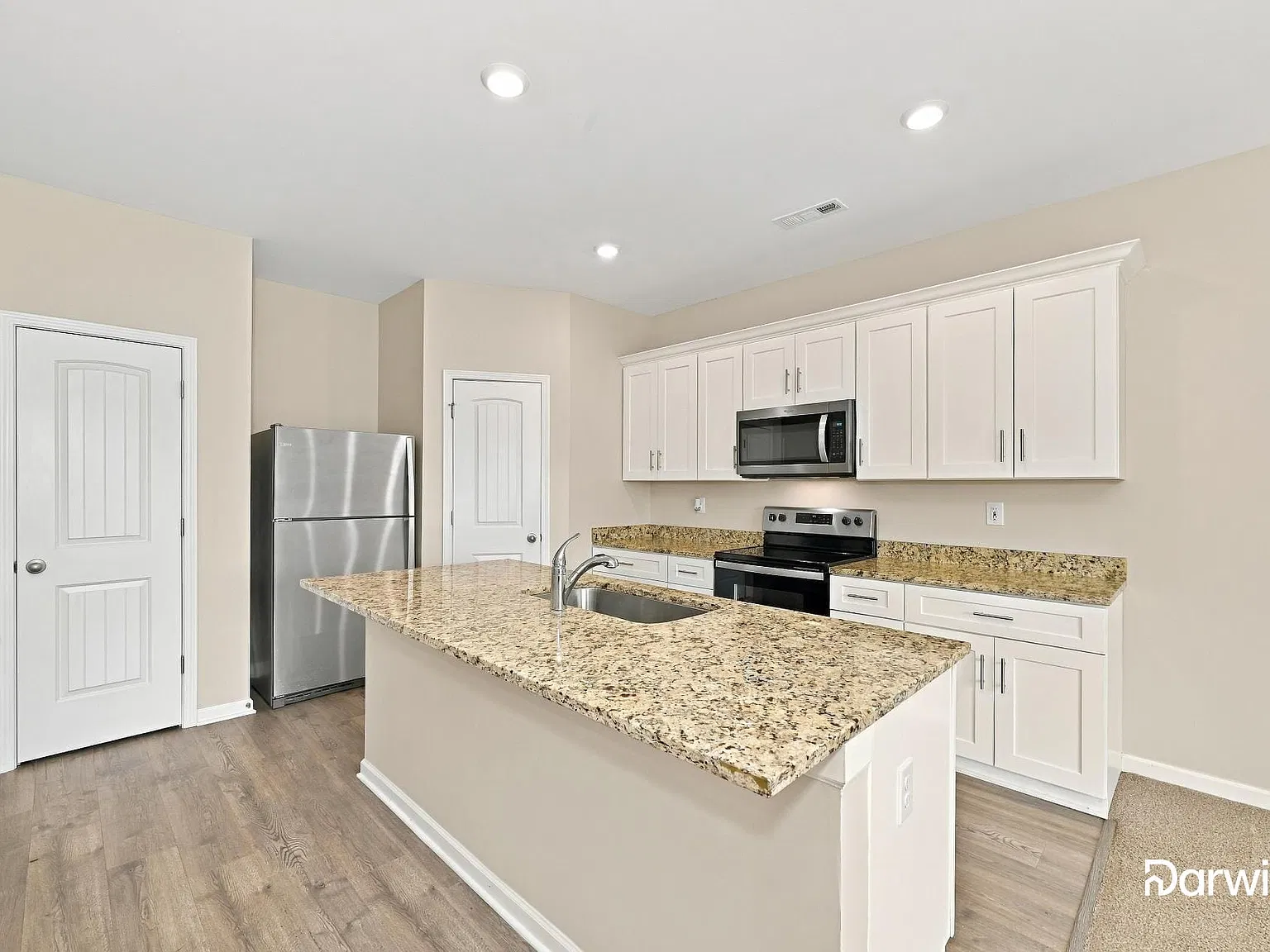 3 bed, 2.5 bath, 1725 sqft, $2,175 — Photo 3
