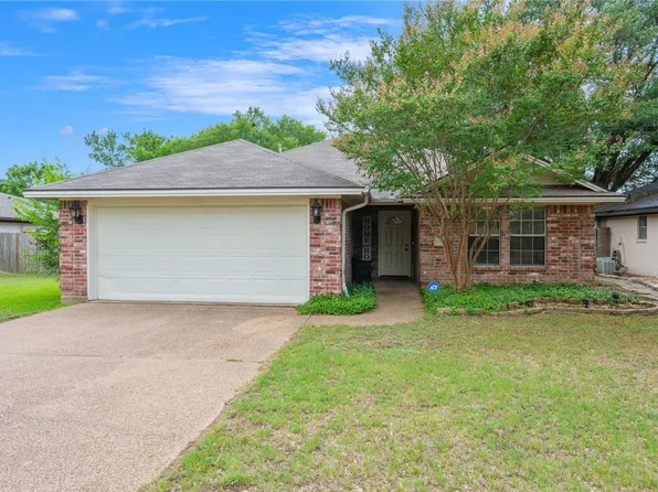 1904 Sharon Dr, Bryan, TX 77802