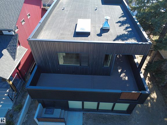 2nd image of 8815 142nd St NW