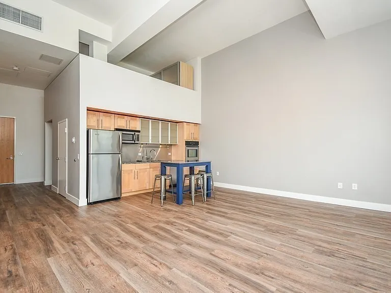 290 Pleasant St #317 — Photo 7