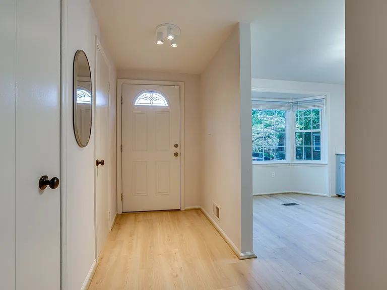 14582 Truro Parish Ct — Photo 17