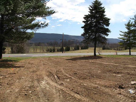 2nd image of 14075 Old Valley Pike