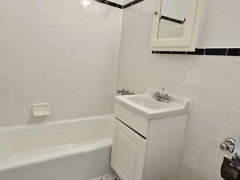349 W 85th St #56 — Photo 4