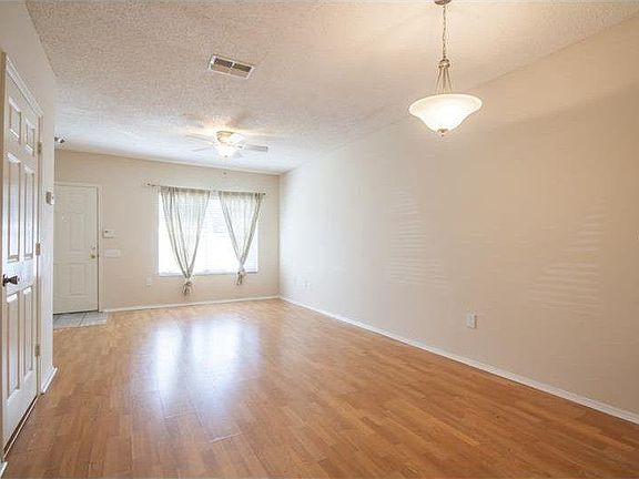 5th image of 12340 Berkeley Square Dr