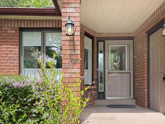 3rd image of 7 Glen Eden Way